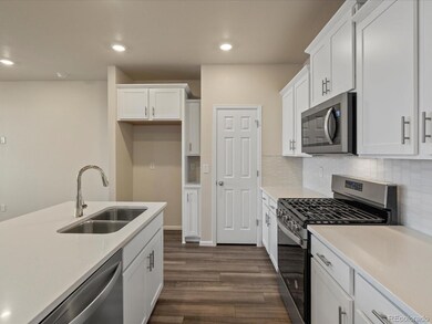 21161 E 63rd Dr, Aurora, CO 80019 - photo 7