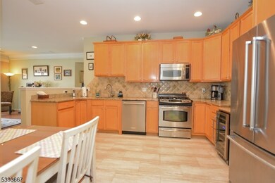 Wanaque Reserve unit 202, Wanaque, NJ 07465 - photo 3