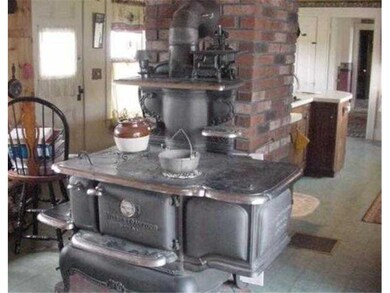 334 Main St, Canaan, ME 04924 - photo 6