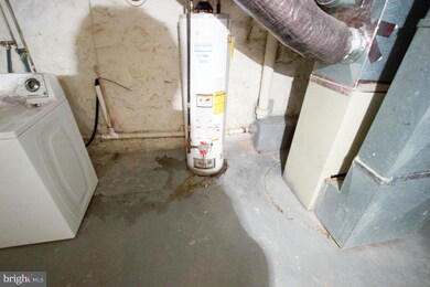 5324 Maple Ave, Baltimore, MD 21215 - photo 7