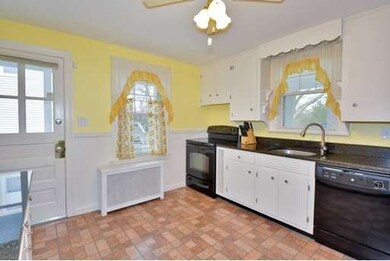 54 Pinehurst Ave, Auburn, MA 01501 - photo 3