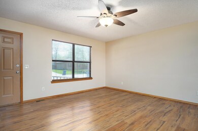 707 E Striping-14