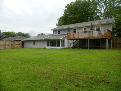 2932 Beech Dr, Columbus, IN 47203 - photo 3