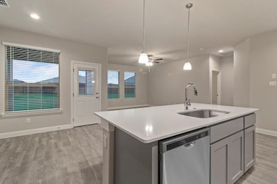 1601 Omaha Dr, Granbury, TX 76049 - photo 3