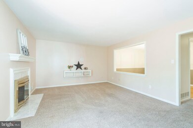 8 Foster Ln unit R8, Downingtown, PA 19335 - photo 5