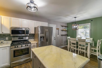 115 Lamplighter Loop SE, Poplar Grove, IL 61065 - photo 7