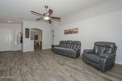 Gross Great Room-Foyer