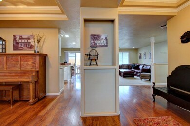 1439 Matthews Place, Medford, OR 97504 - photo 7