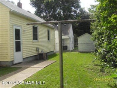 906 8th St SE, Austin, MN 55912 - photo 7