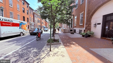 1008 20 Spruce St unit 1016B, Philadelphia, PA 19107 - photo 4