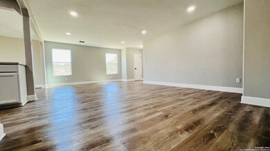 3827 Flyer Vista, San Antonio, TX 78261 - photo 4