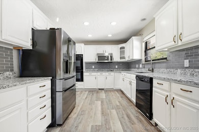 8610 Meadowood Cir, Broken Arrow, OK 74011 - photo 7