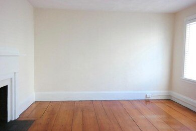 114 Bartlett St, Charlestown, MA 02129 - photo 3