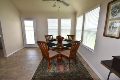 3238 El Camino St, Bay City, TX 77414 - photo 7