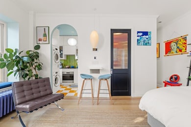 191 Clinton St unit 2D, Brooklyn, NY 11201 - photo 3