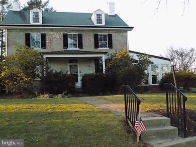 96 Violet Dr, Kennett Square, PA 19348 - photo 2