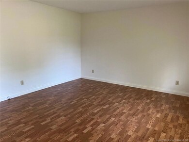 5203 Chad Cir, Floyds Knobs, IN 47119 - photo 4