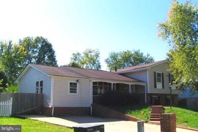 9519 Bonair Dr, Manassas, VA 20109 - photo 2