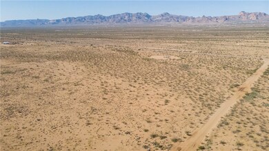 045 S Colorado, Golden Valley, AZ 86413 - photo 2