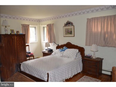 38 Betsy Ln, Ambler, PA 19002 - photo 4