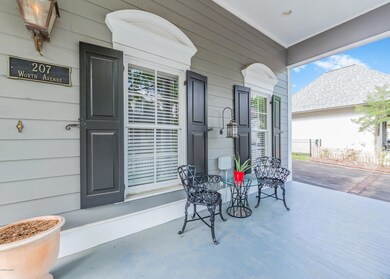 207WorthAve-21