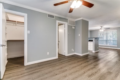 4525 Gilbert Ave unit 203, Dallas, TX 75219 - photo 5