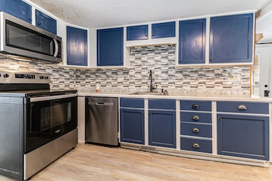 33 Fuller St, Saranac, MI 48881 - photo 6