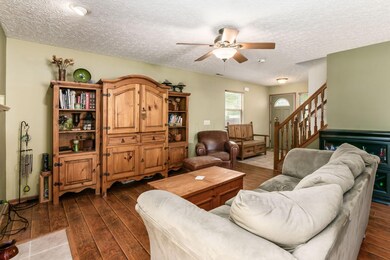 Living Room 3