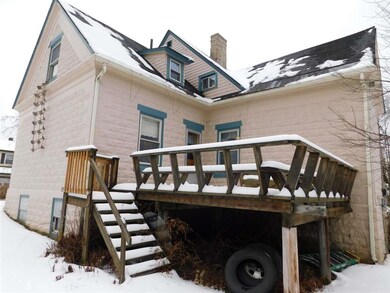 158 Mount Pleasant St, Saint Johnsbury, VT 05819 - photo 2