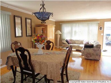 185 Tysens Ln, Staten Island, NY 10306 - photo 5