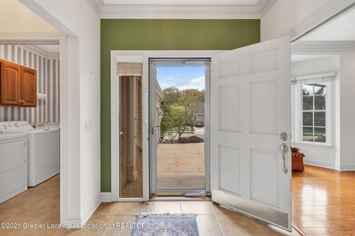 05-6119 E Longview Dr-Windowstill Real E