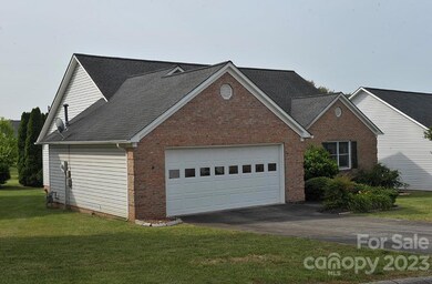 727 Hidden Creek Cir, Salisbury, NC 28147 - photo 2