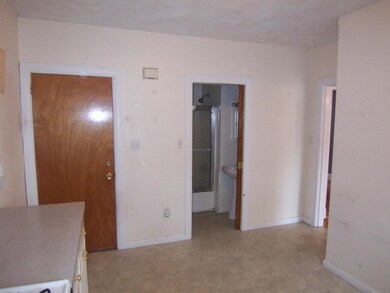 111 Woerd Ave unit 1, Waltham, MA 02453 - photo 3
