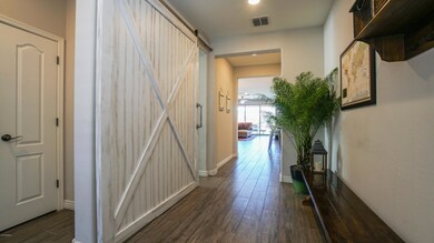 2721 E Daniel Dr-6