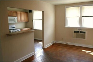 4312 Chippendale St, Philadelphia, PA 19136 - photo 7