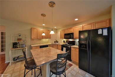 289 Park Ridge Dr, Easton, PA 18040 - photo 5