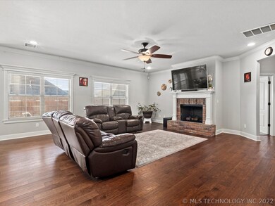 5519 Nottingham Place, Bartlesville, OK 74006 - photo 4