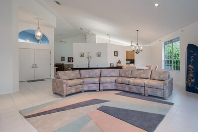6884 Briarlake Circle_Eastpointe-5