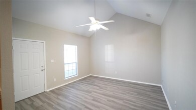 112 Collett Ct, Weatherford, TX 76088 - photo 5