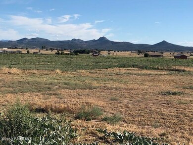 3275 W Ron Rd, Paulden, AZ 86334 - photo 6