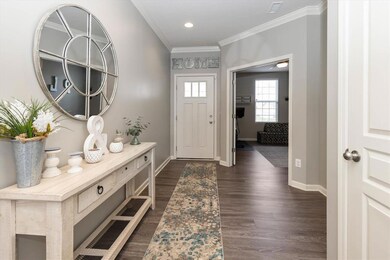 15461 Eastpark Cir W, Fishers, IN 46037 - photo 2