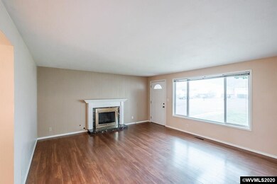 5292 10th St SE, Salem, OR 97306 - photo 3