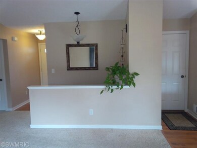 978 Scenic View Dr unit 20, Plainwell, MI 49080 - photo 5