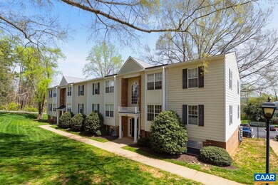 1232 Villa Ln unit D, Charlottesville, VA 22903 - photo 2