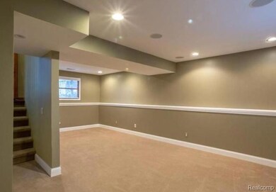 4022 Hazelett Dr, Waterford, MI 48328 - photo 7