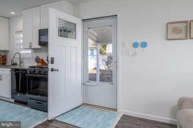 41 S Los Angeles Dr, Little Egg Harbor Township, NJ 08087 - photo 5