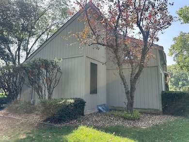 3630 Deerfield Place, Columbus, IN 47203 - photo 6