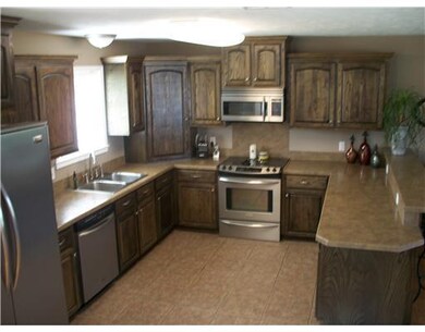 Kitchen. Roomy kitchen with lots of counterspace a