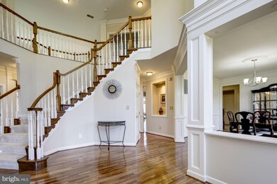 11009 Hidden Fox Ct, Ellicott City, MD 21042 - photo 2