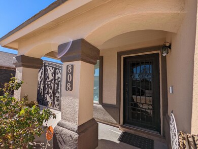 808 Desert Cactus Dr, Horizon City, TX 79928 - photo 4